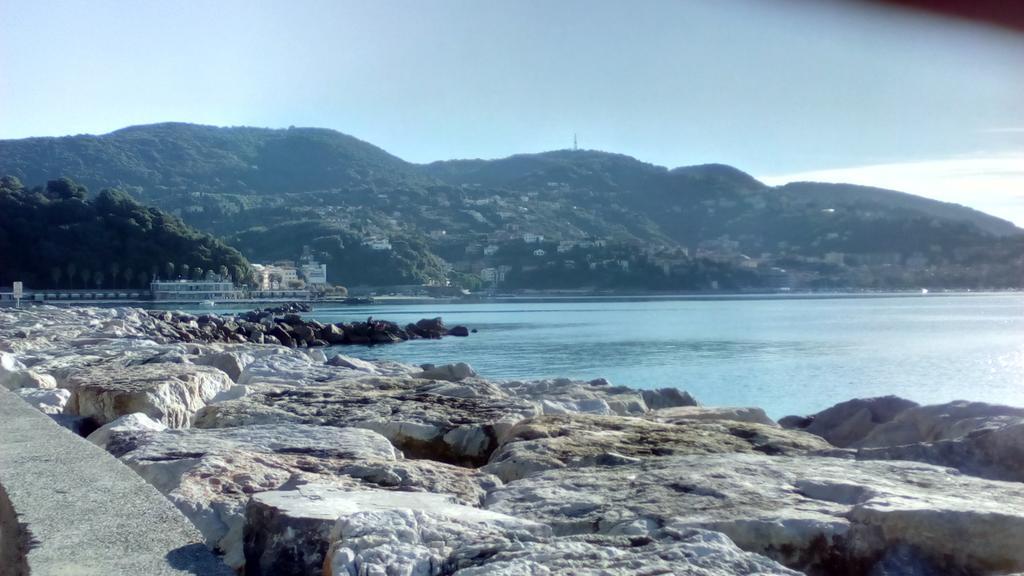 Locanda Del Sole Nero San Terenzo Eksteriør bilde