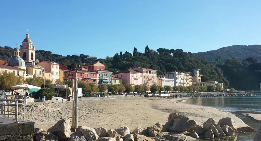 Locanda Del Sole Nero San Terenzo Eksteriør bilde